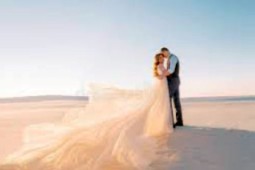 برگزاری نامزدی و عروسی در کویر